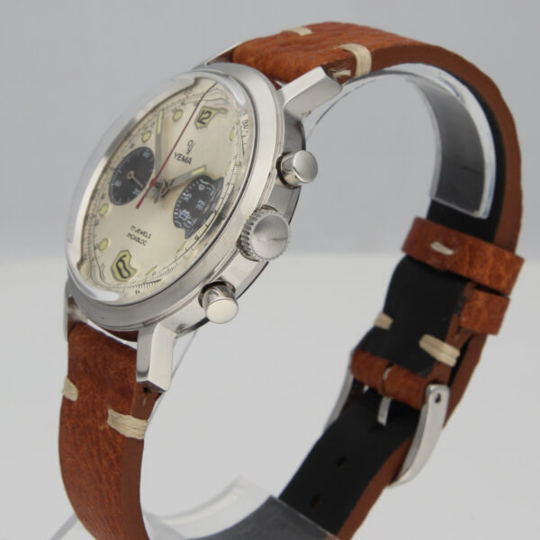 Yema Val 7730 Vintage Panda Chronograph - Image 6