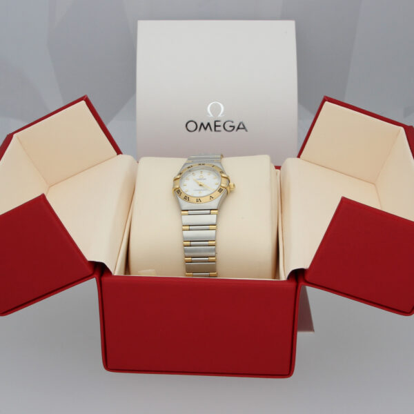 Omega Constellation mother of pearl dial 795.1203