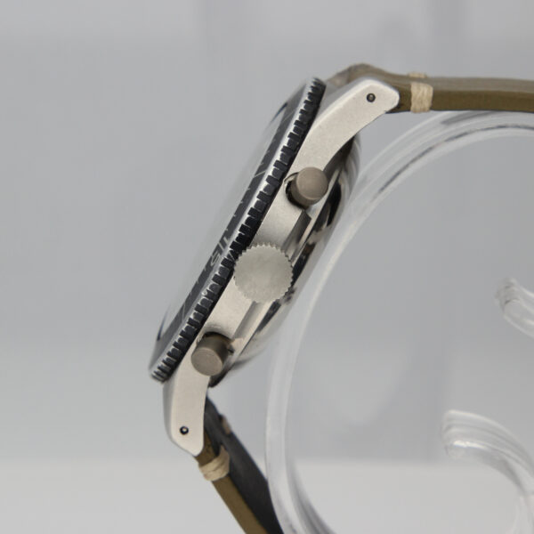 Heuer Bundeswehr Chronograph 3H Tritium 1550SG - Image 9