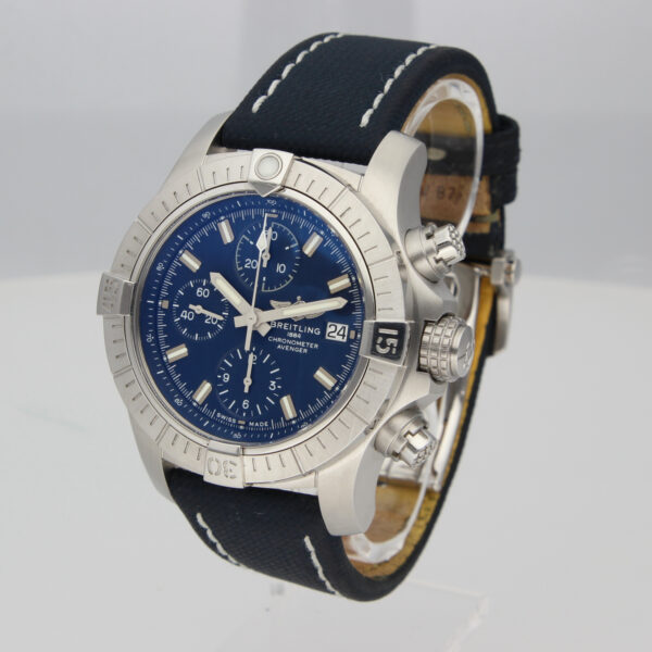 Breitling Avenger 43 Chronograph A13385