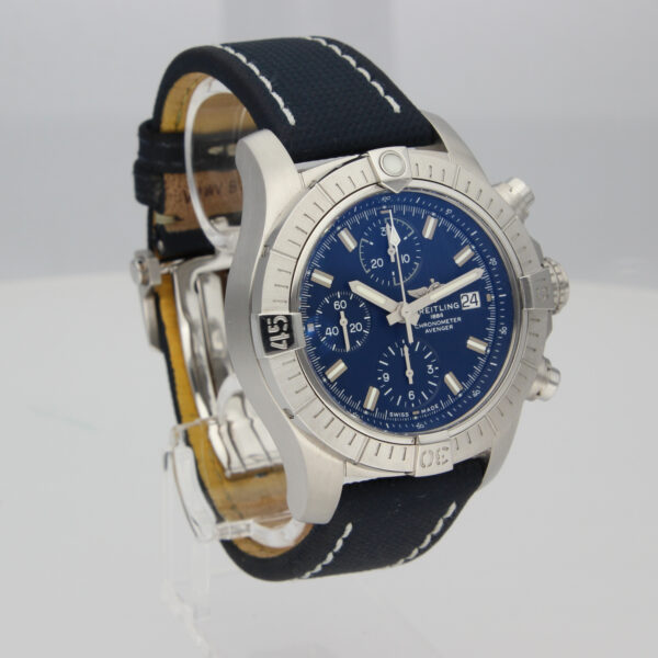 Breitling Avenger 43 Chronograph A13385