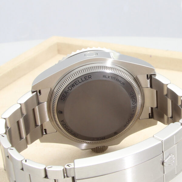 Rolex Sea-dweller Deepsea 136660