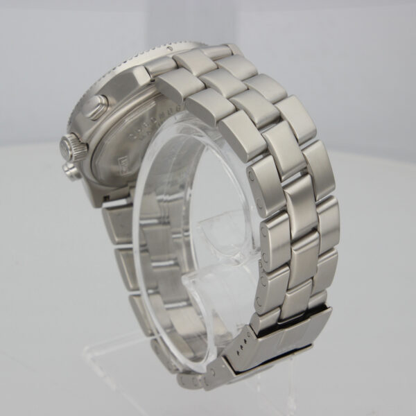 Breitling B-2 Chronograph (ref. A42362) - Image 8