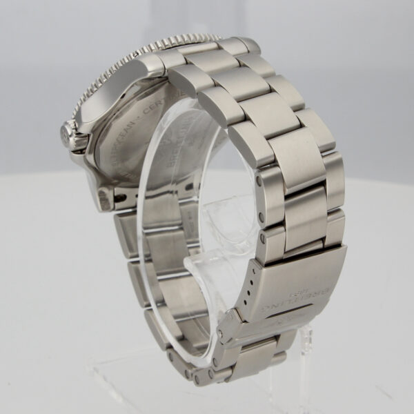 Breitling Superocean Automatic 42 (ref. A17366) - Image 6