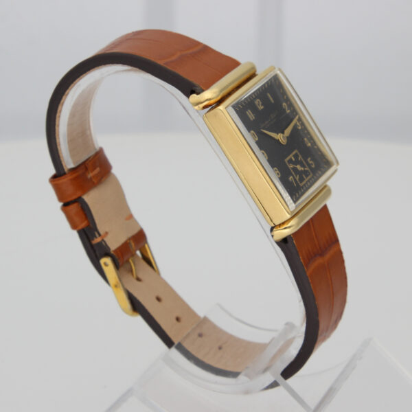 IWC Vintage Square 18K Watch - Image 6