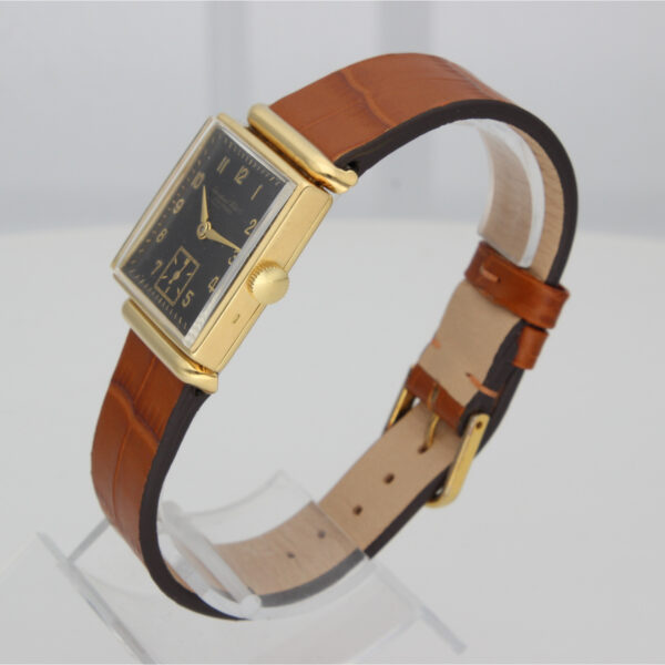 IWC Vintage Square 18K Watch - Image 7