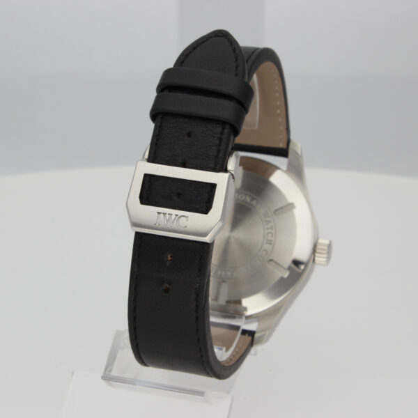 IWC Pilot Worldtimer (ref. IW326201) - Image 9