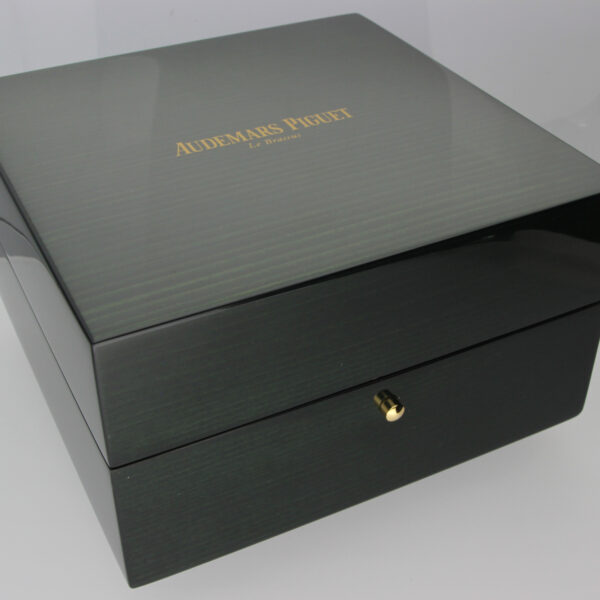 Audemars Piguet Royal Oak Offshore Chronograph 26470OR.OO.A002CR.01