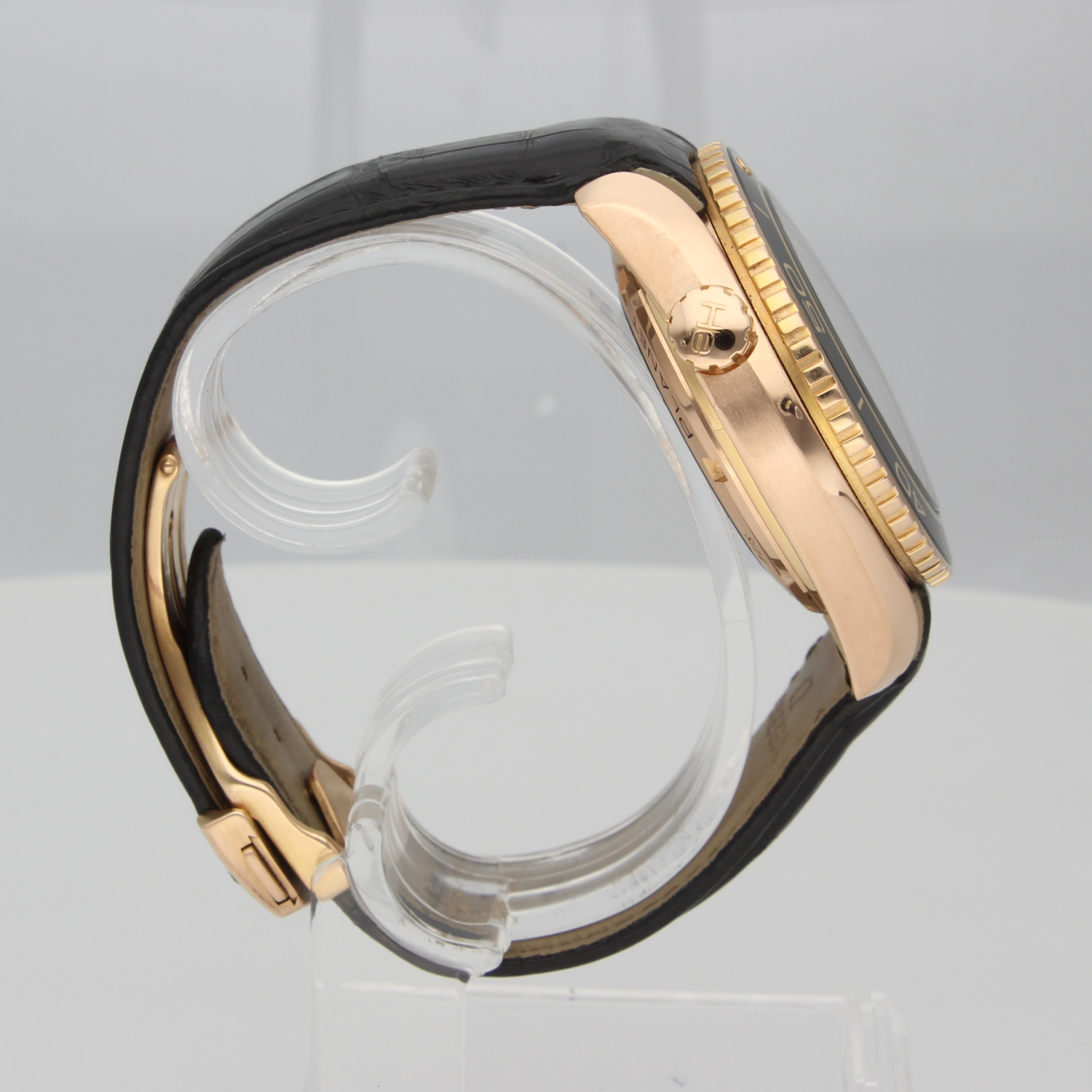 Omega Seamaster Planet Ocean 232.63.46.21.01.001