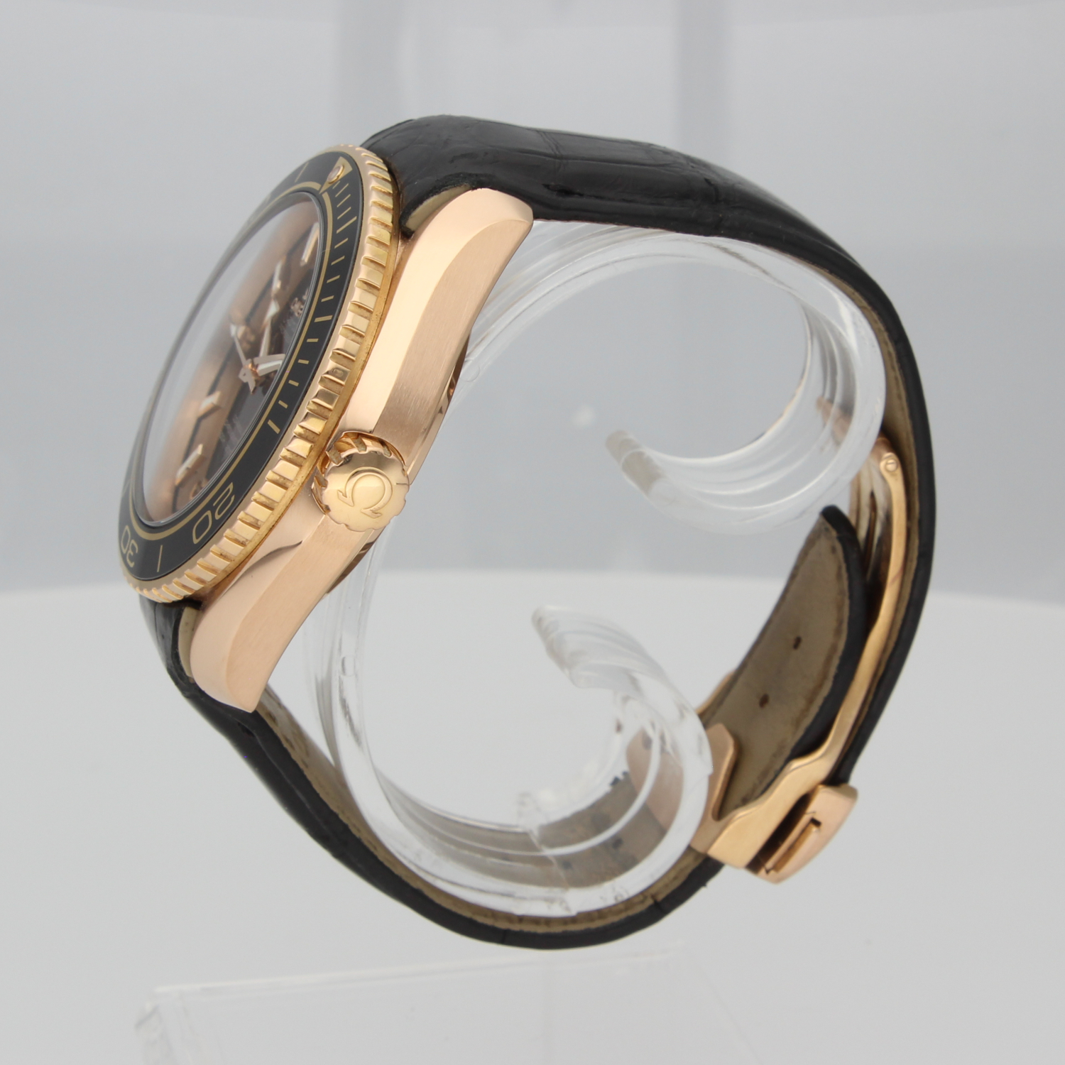 Omega Seamaster Planet Ocean 232.63.46.21.01.001