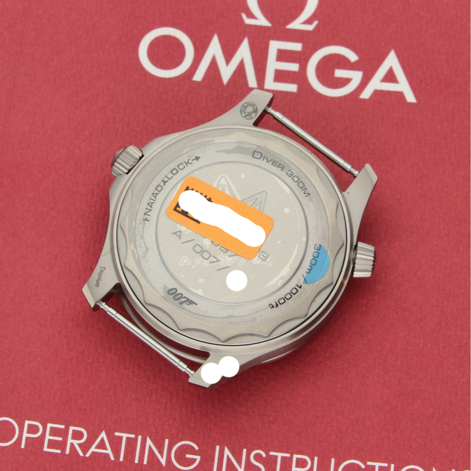 Omega Seamaster Diver 300 M James Bond NTTD 007 210.92.42.20.01.001