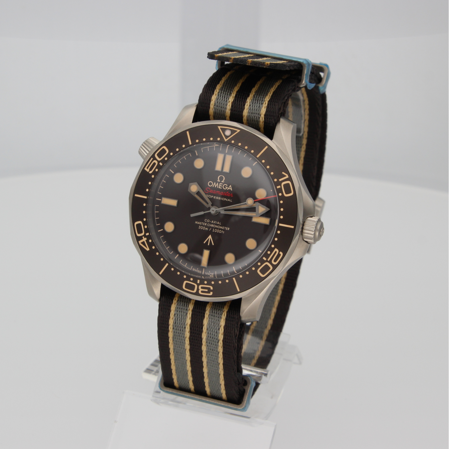 Omega Seamaster Diver 300 M James Bond NTTD 007 210.92.42.20.01.001