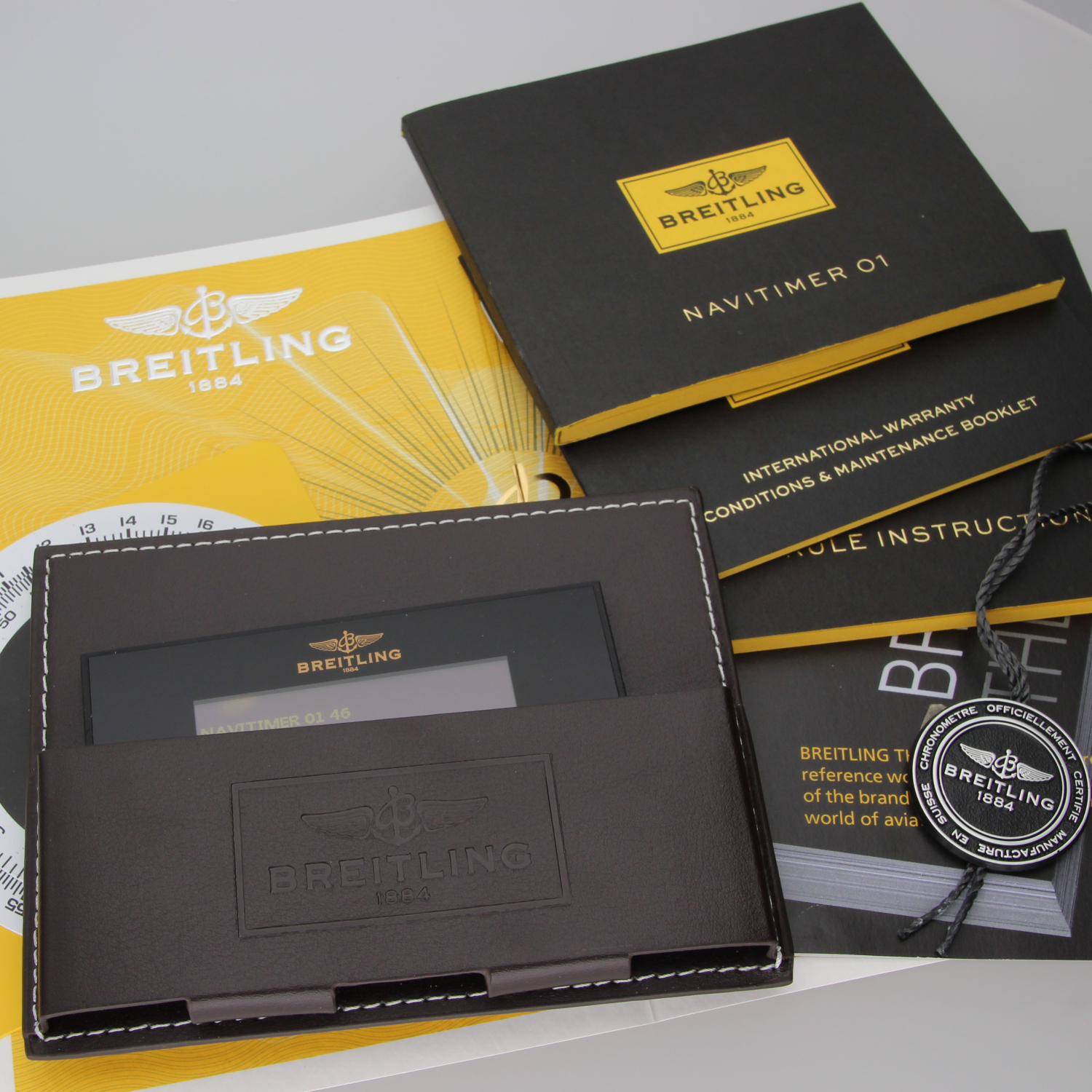 Breitling Navitimer 01 AB012721 BD09 2017